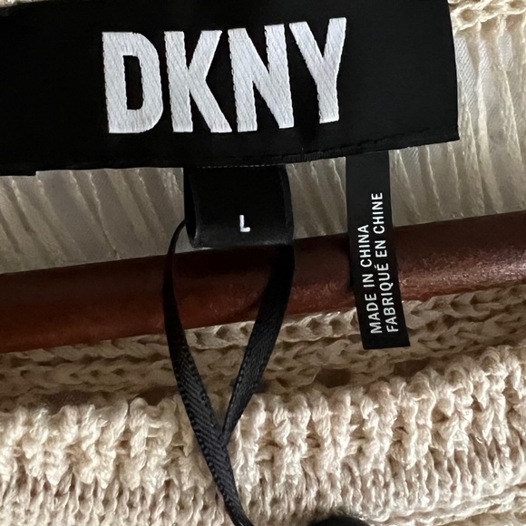 DKNY Sleeveless Open Knit Crew Neck Tank Vest Top - Picture 9 of 10